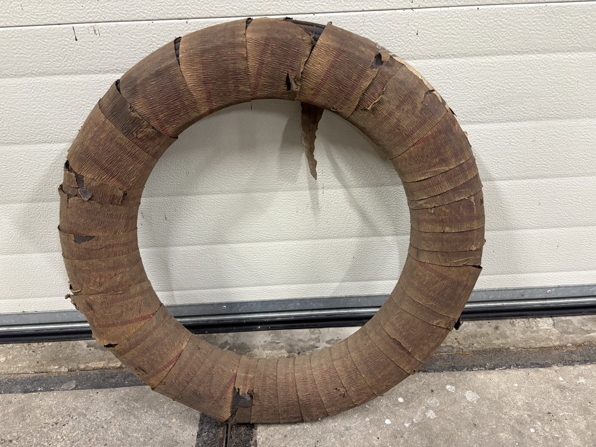 Englebert buitenband 3.25 - 16