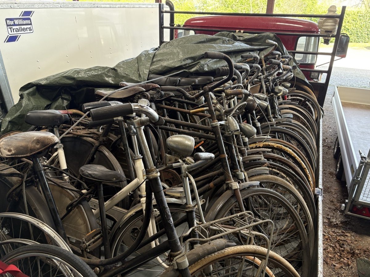Uniek ! Partij oldtimer fietsen